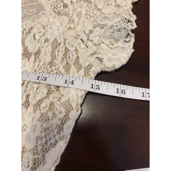 Cabi # 503 Empire Waist Feminine Baby Doll Lace Scoop Neck Top Size M - Picture 4 of 8